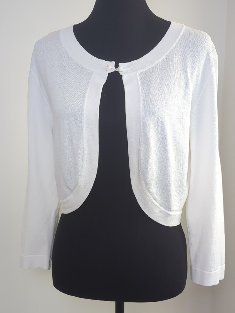 Jessica Howard White Cropped Bolero Shrug Cardigan Pearl Closure LARGE